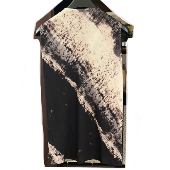 NWT Jordan Louis Falling Water Sleeveless Blouse - Picture 5 of 6